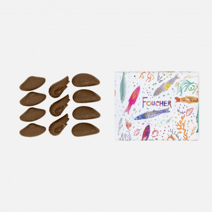 Assortiment de 11 sujets de...